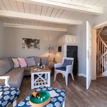 Haus Am Leuchtturm Hausteil 1 *